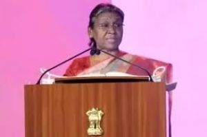 अंगदान के प्रति जागरुकता फैलाने में चिकित्सक अहम भूमिका निभा सकते हैं: राष्ट्रपति मुर्मू