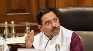  गांधी परिवार ने कांग्रेस के गैर गांधी नेताओं को कभी सम्मान नहीं दिया: प्रल्हाद जोशी