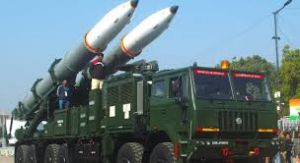 गणतंत्र दिवस: युद्ध निगरानी प्रणाली ‘संजय', 'प्रलय' मिसाइल का पहली बार प्रदर्शन किया जाएगा गणतंत्र दिवस: युद्ध निगरानी प्रणाली ‘संजय', 'प्रलय' मिसाइल का पहली बार प्रदर्शन किया जाएगा