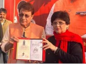 सांसद अरुण गोविल ने रामायण की 11 लाख प्रतियां वितरित करने के लिए शुरू किया देशव्यापी अभियान सांसद अरुण गोविल ने रामायण की 11 लाख प्रतियां वितरित करने के लिए शुरू किया देशव्यापी अभियान