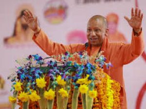  सनातन धर्म एक विराट वट वृक्ष, इसकी तुलना किसी झाड़ और झंखाड़ से नहीं : योगी आदित्यनाथ