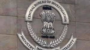  सीबीआई ने आईआरएस अधिकारी और छह सीए पर मामला दर्ज किया