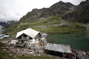 कैबिनेट ने उत्तराखंड में गोविंदघाट से हेमकुंड साहिब जी तक 2,730 करोड़ की रोपवे परियोजना को दी मंजूरी कैबिनेट ने उत्तराखंड में गोविंदघाट से हेमकुंड साहिब जी तक 2,730 करोड़ की रोपवे परियोजना को दी मंजूरी