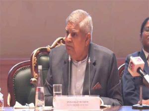  उपराष्ट्रपति धनखड़ से मिलने दिल्ली एम्स पहुंचे प्रधानमंत्री मोदी, जाना हालचाल