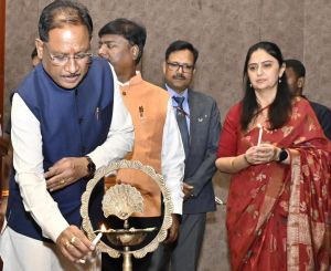  वन आधारित आजीविका को मजबूत कर जनजातीय समाज की आय बढ़ाने के लिए प्रयासरत है हमारी सरकार : मुख्यमंत्री