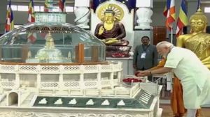 पीएम मोदी ने दीक्षाभूमि में डॉ. बीआर अंबेडकर को दी श्रद्धांजलि, कहा- ‘यहां आने का सौभाग्य पाकर अभिभूत हूं’ पीएम मोदी ने दीक्षाभूमि में डॉ. बीआर अंबेडकर को दी श्रद्धांजलि, कहा- ‘यहां आने का सौभाग्य पाकर अभिभूत हूं’