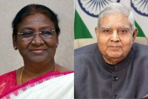 राष्ट्रपति द्रौपदी मुर्मु और उपराष्ट्रपति धनखड़ ने देशवासियों को दी ईद की शुभकामनाएं राष्ट्रपति द्रौपदी मुर्मु और उपराष्ट्रपति धनखड़ ने देशवासियों को दी ईद की शुभकामनाएं