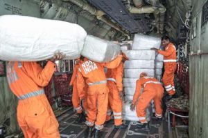 म्यांमार भूकंप राहत अभियान : भारत का ऑपरेशन ब्रह्मा जारी, स्थानीय लोगों ने जताया आभार म्यांमार भूकंप राहत अभियान : भारत का ऑपरेशन ब्रह्मा जारी, स्थानीय लोगों ने जताया आभार