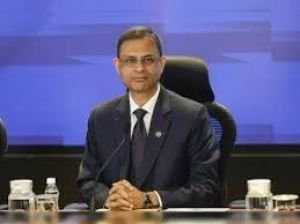 आरबीआई सोने के बदले कर्ज नियम को सख्त नहीं बल्कि सुसंगत बना रहा: गवर्नर मल्होत्रा