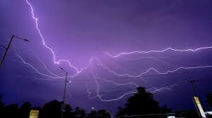 उप्र के कई हिस्सों में वर्षाजनित घटनाओं में 22 लोगों की मौत