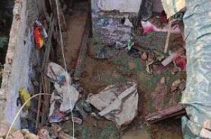  छत गिरने से एक ही परिवार के तीन लोगों की मौत