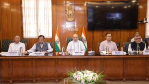   केन्द्रीय गृह मंत्री अमित शाह ने  पाकिस्तान और नेपाल के सीमावर्ती राज्यों के मुख्यमंत्रियों और उपराज्यपालों के साथ सुरक्षा स्थिति की समीक्षा बैठक की