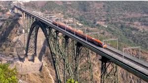 पायलट की विशेष घोषणा पर विमान यात्रियों में चिनाब नदी पर बने पुल की तस्वीर लेने की होड़ पायलट की विशेष घोषणा पर विमान यात्रियों में चिनाब नदी पर बने पुल की तस्वीर लेने की होड़