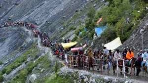 अमरनाथ यात्रा: 7,307 तीर्थयात्री जम्मू आधार शिविर से रवाना