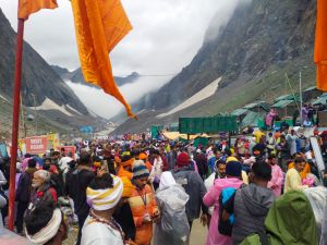 अमरनाथ यात्रा : अब तक 2.73 लाख श्रद्धालुओं ने किए बाबा बर्फानी के दर्शन, 6,365 श्रद्धालुओं का नया जत्था रवाना