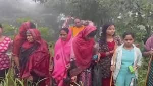  गंधमर्दन पहाड़ी से छत्तीसगढ़ के 17 पर्यटकों को बचाया गया