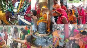   तीसरे सावन सोमवार पर अयोध्या, हरिद्वार और देवघर के मंदिरों में उमड़ी श्रद्धालुओं की भारी भीड़ 