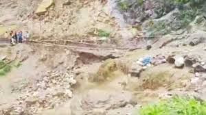  जम्मू-कश्मीर के किश्तवाड़ में बादल फटा, कम से कम 12 लोगों की मौत