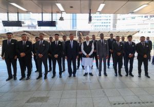 पीएम मोदी ने जापान में भारतीय रेल चालकों से मुलाकात 