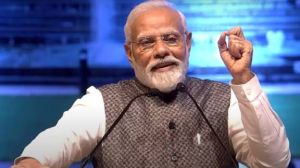 आईजी स्टेडियम में प्रधानमंत्री मोदी के जीवन पर आधारित संगीतमय कार्यक्रम हुआ