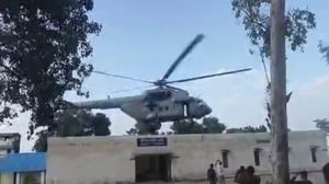 पंजाब : बाढ़ के बाद सीमा पर हालात सामान्य, बीएसएफ चौकियों की मरम्मत तेज़ पंजाब : बाढ़ के बाद सीमा पर हालात सामान्य, बीएसएफ चौकियों की मरम्मत तेज़