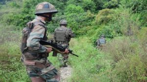 जम्मू-कश्मीर के किश्तवाड़ में सुरक्षाबलों ने आतंकियों को घेरा, मुठभेड़ जारी