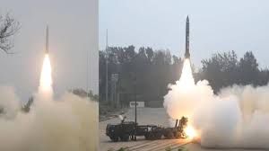 DRDO का कमाल, एक ही लॉन्चर से दो ‘प्रलय’ मिसाइलों का साल्वो लॉन्च DRDO का कमाल, एक ही लॉन्चर से दो ‘प्रलय’ मिसाइलों का साल्वो लॉन्च