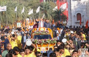 पीएम मोदी ने सोमनाथ स्वाभिमान पर्व के तहत &lsquo;शौर्य यात्रा&rsquo; में हिस्सा लिया, सोमनाथ मंदिर में की पूजा-अर्चना