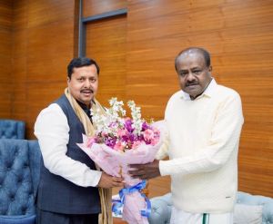 भाजपा के राष्ट्रीय अध्यक्ष बने नितिन नबीन, एचडी कुमारस्वामी समेत कई नेताओं ने दी बधाई