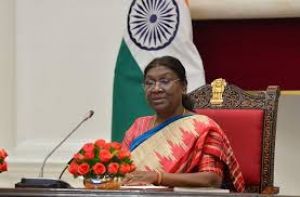 हर आंकड़े के पीछे एक मानवीय कहानी, आर्थिक नीतियों का लक्ष्य लोगों का जीवन बेहतर बनाना हो: राष्ट्रपति