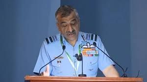 देश को बाहरी खतरों को लेकर बहु क्षेत्रीय संचालन की ओर बढ़ने की आवश्यकता : एयर मार्शल दीक्षित