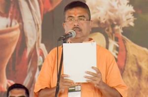  सुवेंदु अधिकारी ने मुख्यमंत्री पद की शपथ ली, जानें संघर्ष से शिखर तक का उनका सफर
