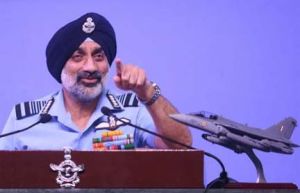  वायुसेना 'थिएटराइजेशन' के खिलाफ नहीं: एयर चीफ मार्शल सिंह
