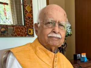 आडवाणी दिल्ली के अस्पताल में भर्ती, हालत स्थिर
