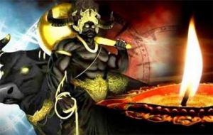 नरक चतुर्दशी का क्या है महत्व, इस दिन क्यों होती है इन 6 देवों की पूजा?