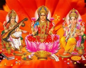 दीपावली पर इन राशियों पर बरसेगी मां लक्ष्मी की कृपा