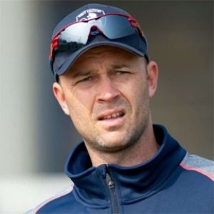 जोनाथन ट्रॉट को पाकिस्तान श्रृंखला के लिए इंग्लैंड का बल्लेबाजी कोच नियुक्त किया गया