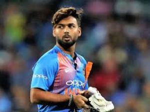   पंत ने तोड़ा धोनी का रिकार्ड, सबसे तेज एक हजार टेस्ट रन बनाने वाले भारतीय विकेटकीपर बने