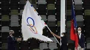 ओलंपिक ध्वज 2024 खेलों के लिए पेरिस पहुंचा