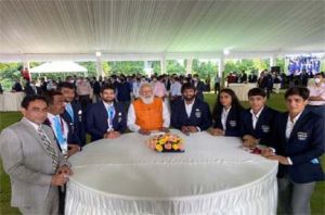 प्रधानमंत्री मोदी ने भारतीय ओलंपिक दल से मुलाकात की