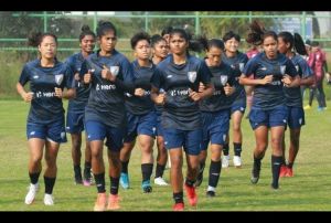  12 खिलाडिय़ों के संक्रमित होने के बाद भारतीय महिला फुटबॉल टीम एशिया कप से बाहर