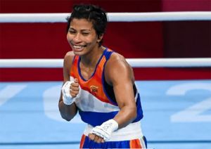 विश्व चैम्पियनशिप के बाद लवलीना और निकहत एशियाई खेलों के लिये भारतीय महिला मुक्केबाजी टीम में