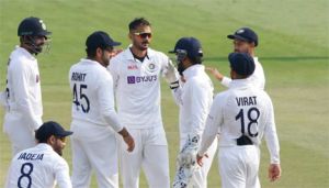 भारत ने श्रीलंका का सूपड़ा साफ करके दूसरा टेस्ट 238 रन से जीता