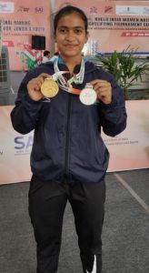 राष्ट्रीय प्रतियोगिता में राजनांदगांव की वेटलिफ्टर ज्ञानेश्वरी यादव ने जीता गोल्ड एवं सिल्वर मेडल 
