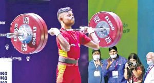  एशियाई भारोत्तोलन चैम्पियनशिप: भारत ने दो रजत और एक कांस्य पदक जीता