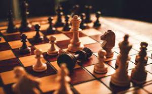 विश्व कप शतरंज: करूआना को हराकर प्रज्ञानानंदा फाइनल में, कार्लसन से होगी भिड़ंत