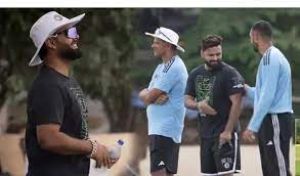एशिया कप से पहले भारत के ट्रेनिंग शिविर में पहुंचे पंत