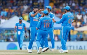 भारत ने 8 वी बार जीता एशिया कप -फाइनल में श्रीलंका को 10 विकेट से हराया