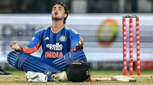 अभिषेक शर्मा ने इशान किशन को पछाड़कर टी20 अंतरराष्ट्रीय रैंकिंग में शीर्ष स्थान हासिल किया